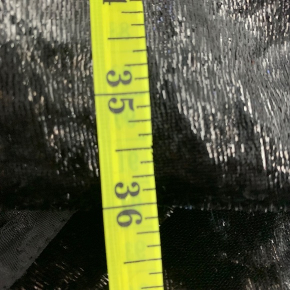 BCBGMAXAZRIA Women’s Black One Shoulder Velvet Cocktail Dress Size 4 NWT - Picture 8 of 10